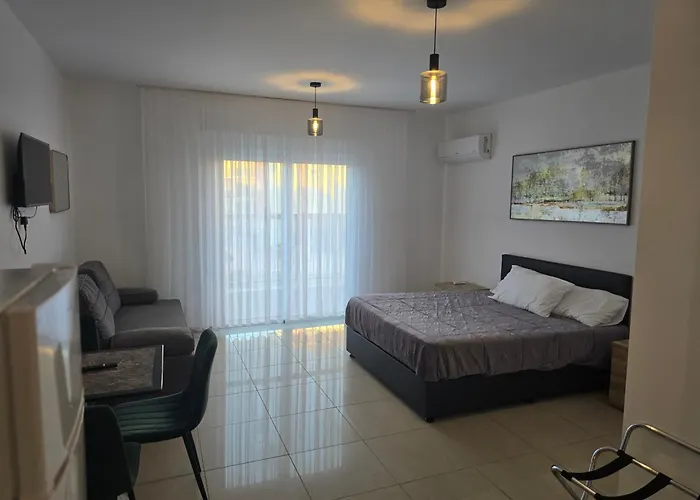 Margarita Gardens Block 6 623 Apartmán